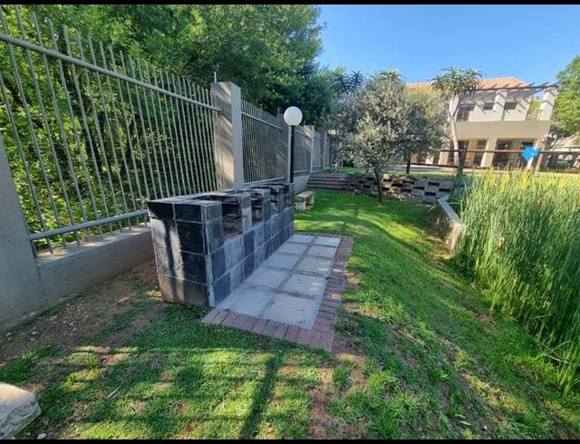 1 BEDROOM APARTMENT FOR SALE IN PAULSHOF EXT